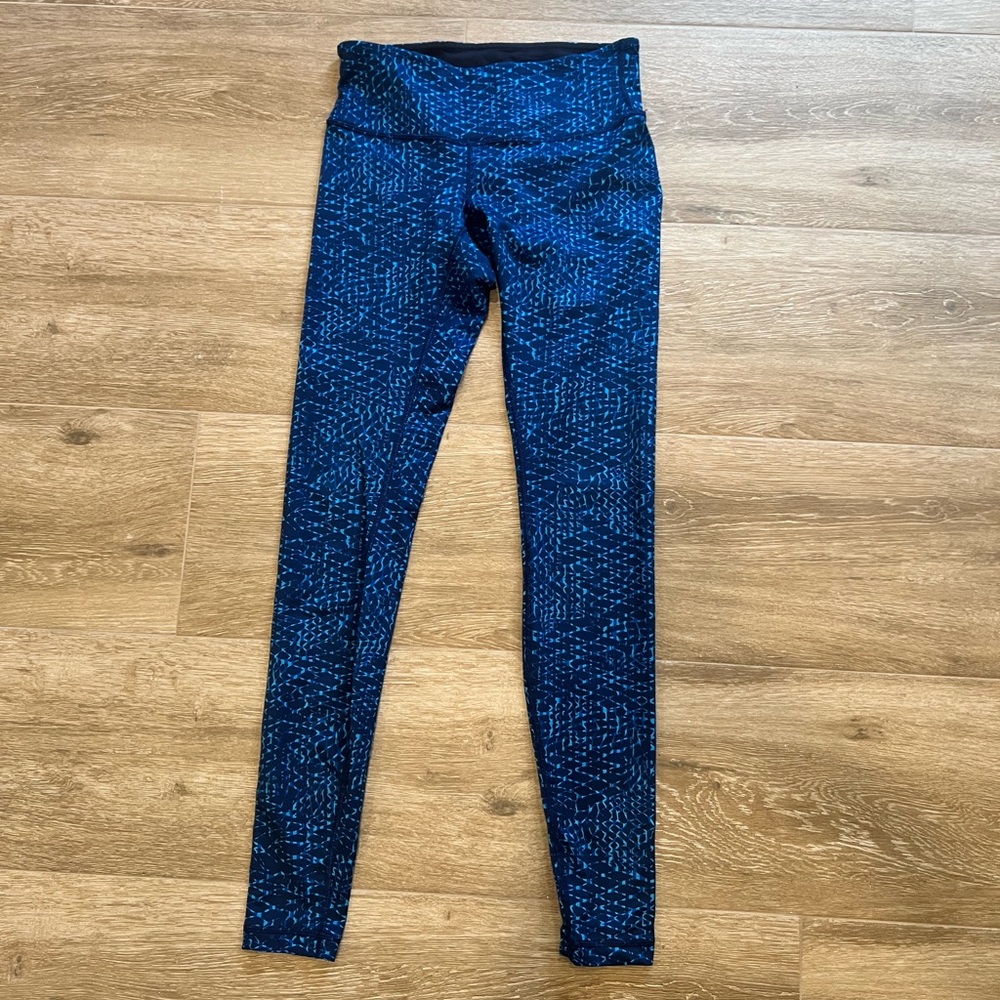 Lululemon Blue Snake Print Leggings